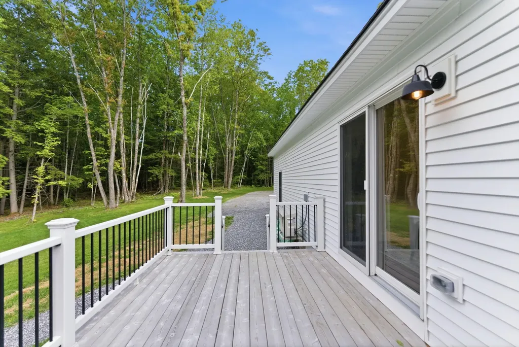 18 Juan Cruz Drive Durham ME 04222