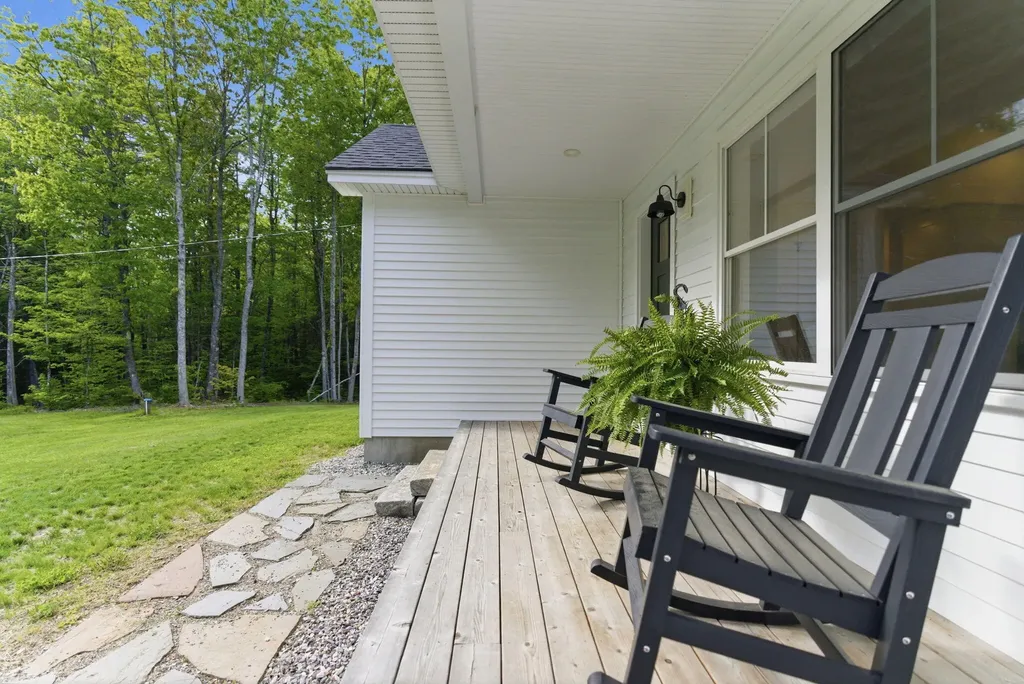 18 Juan Cruz Drive Durham ME 04222