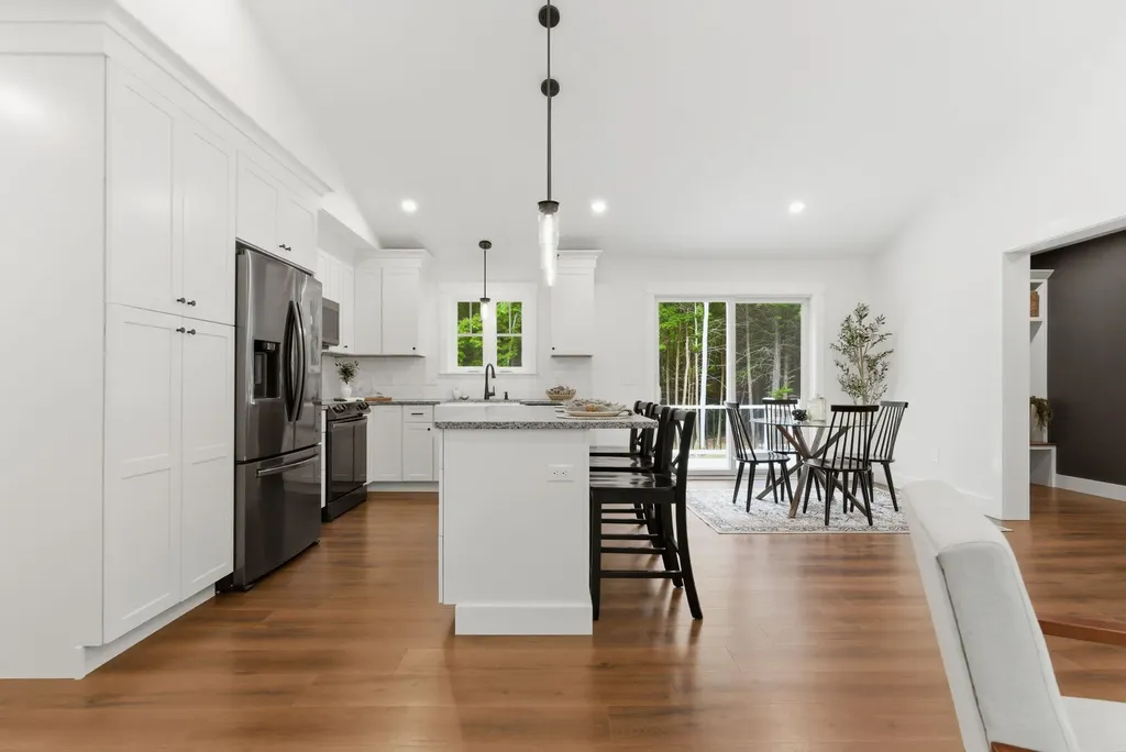 18 Juan Cruz Drive Durham ME 04222