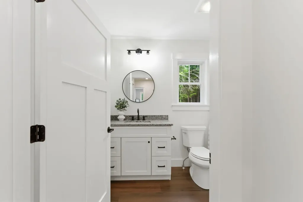 18 Juan Cruz Drive Durham ME 04222