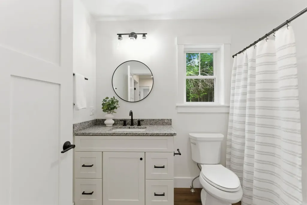 18 Juan Cruz Drive Durham ME 04222