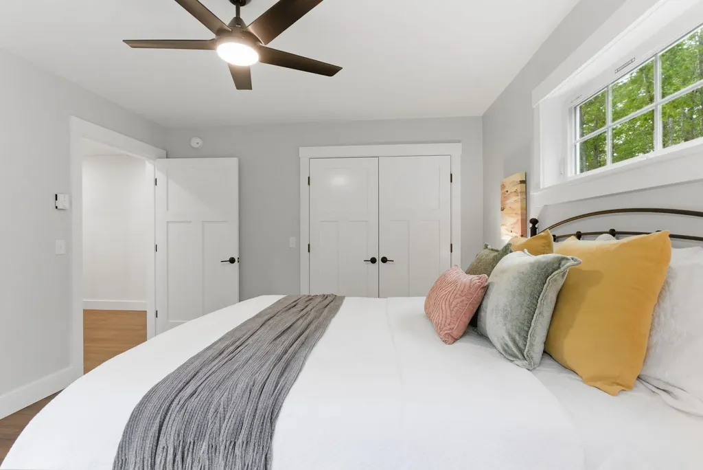 18 Juan Cruz Drive Durham ME 04222