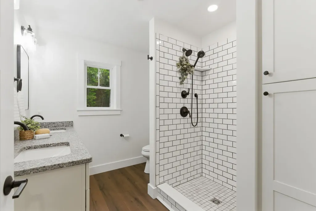 18 Juan Cruz Drive Durham ME 04222