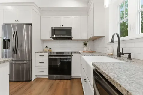 18 Juan Cruz Drive Durham ME 04222