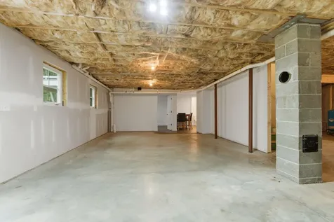 18 Juan Cruz Drive Durham ME 04222