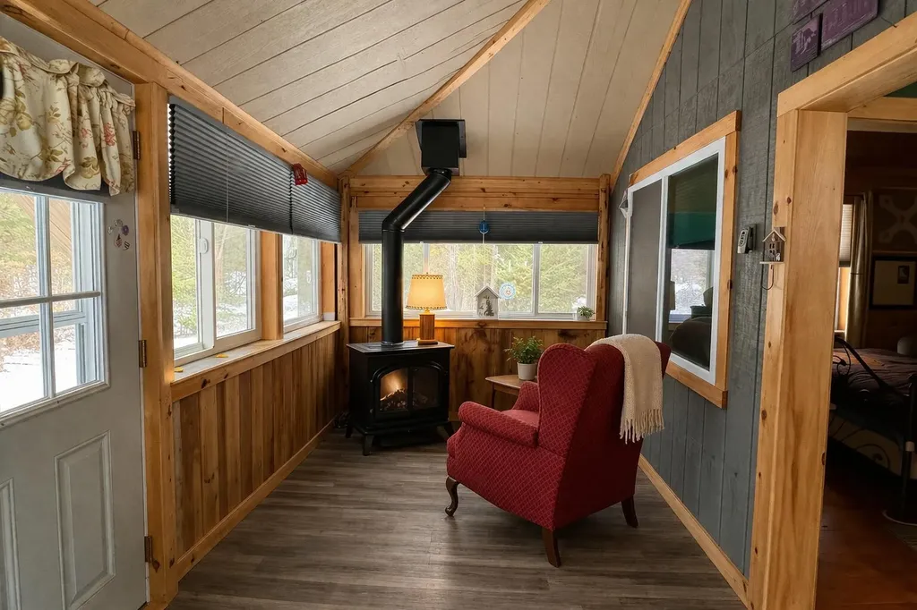 41 Old County Road Medford ME 04453