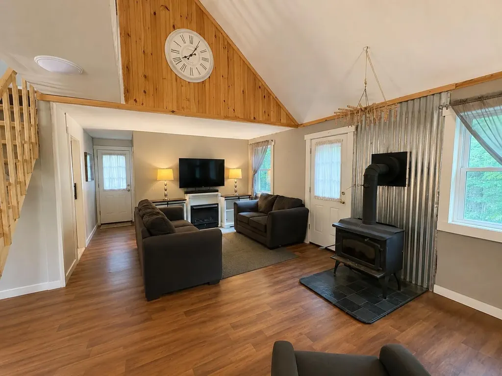 41 Old County Road Medford ME 04453