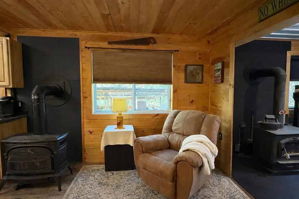 41 Old County Road Medford ME 04453