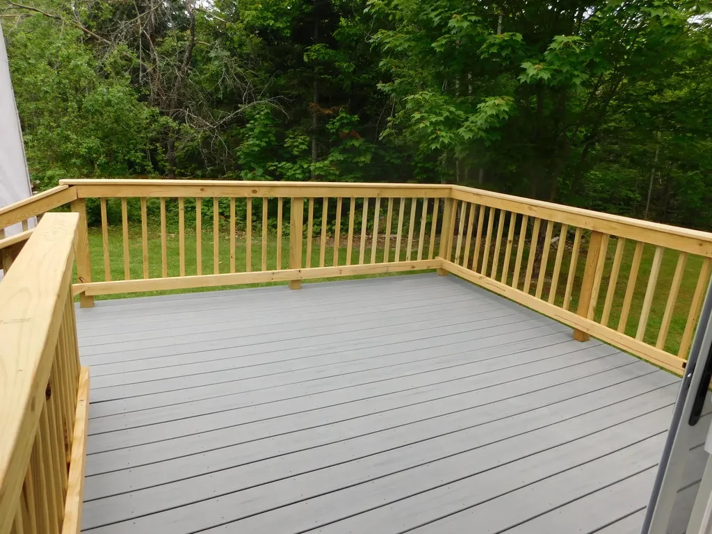 2792 Hudson Road Hudson ME 04449