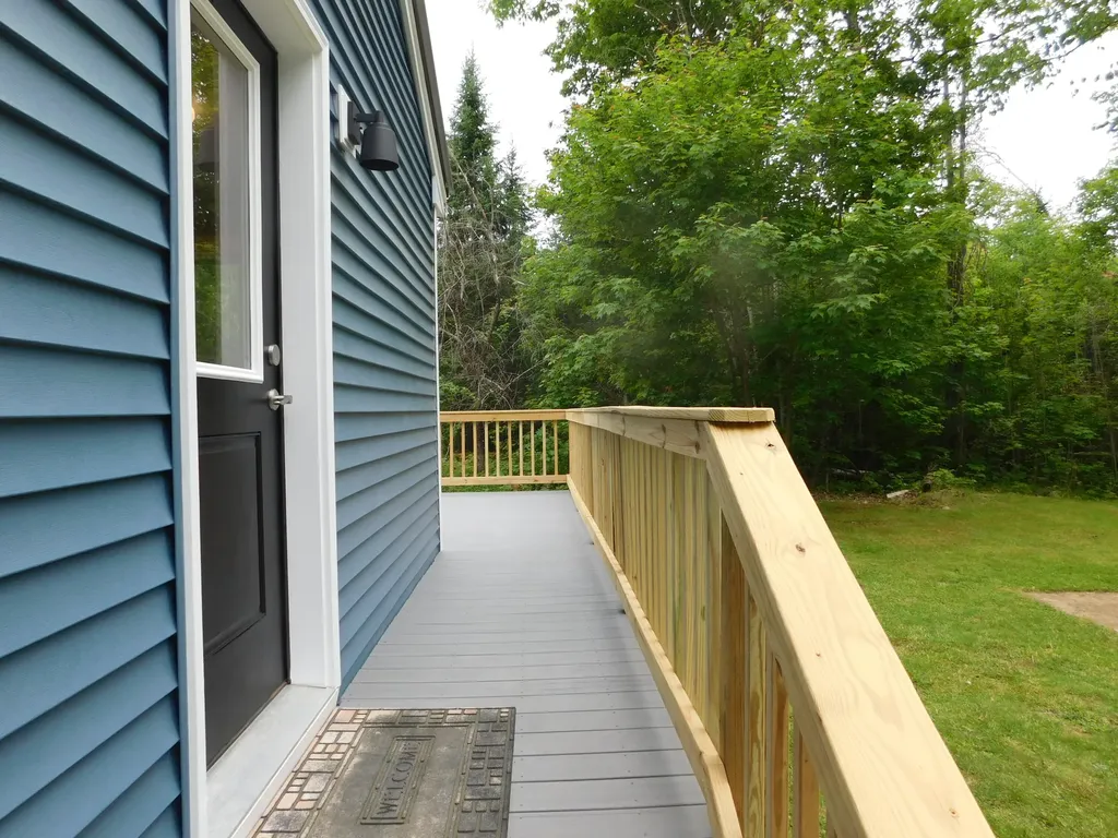 2792 Hudson Road Hudson ME 04449