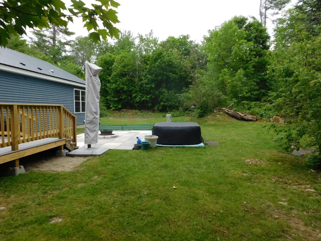 2792 Hudson Road Hudson ME 04449