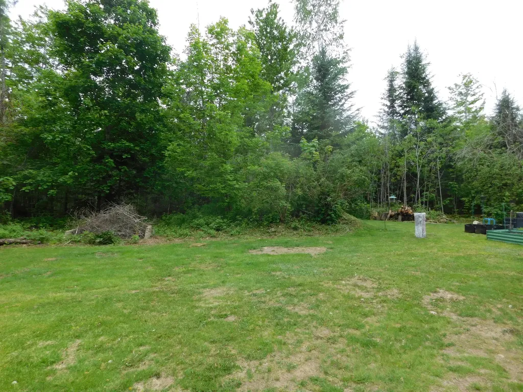 2792 Hudson Road Hudson ME 04449