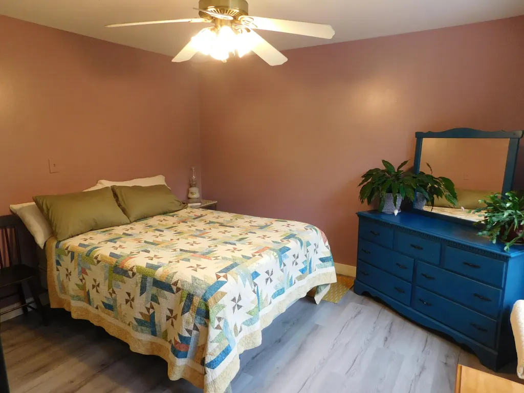 2792 Hudson Road Hudson ME 04449