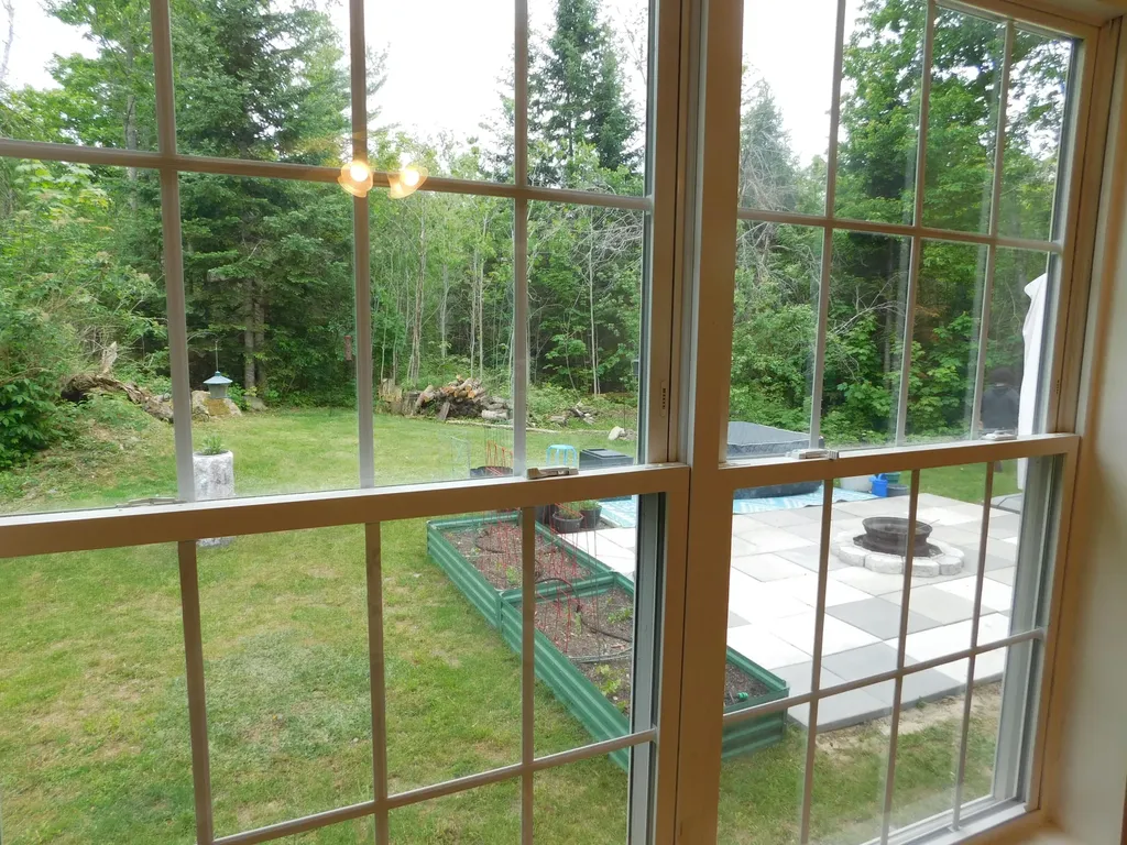 2792 Hudson Road Hudson ME 04449