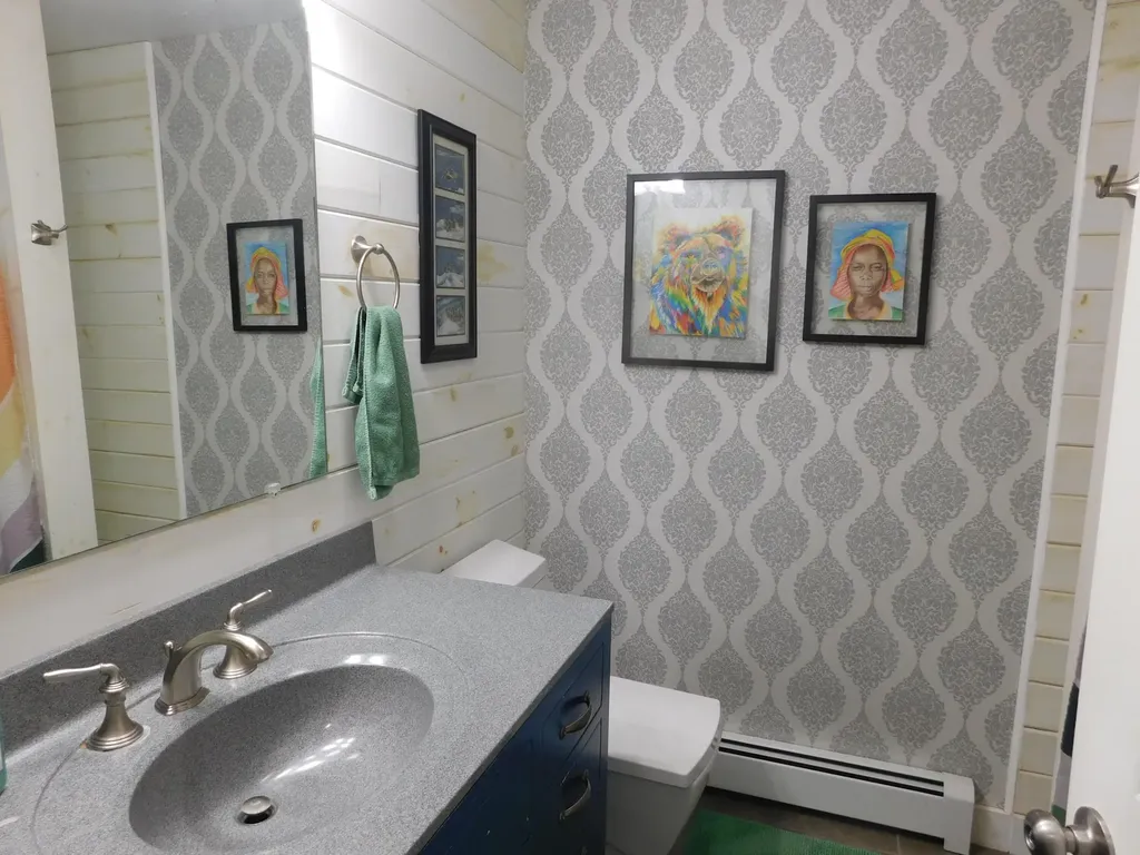 2792 Hudson Road Hudson ME 04449