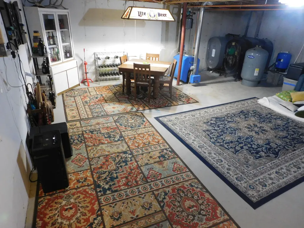 2792 Hudson Road Hudson ME 04449