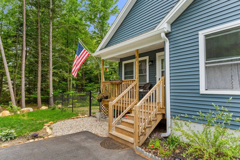 48 Lynx Lane Berwick ME 03901