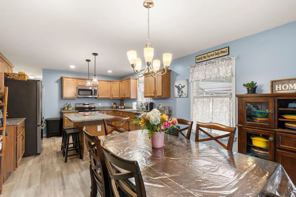 48 Lynx Lane Berwick ME 03901