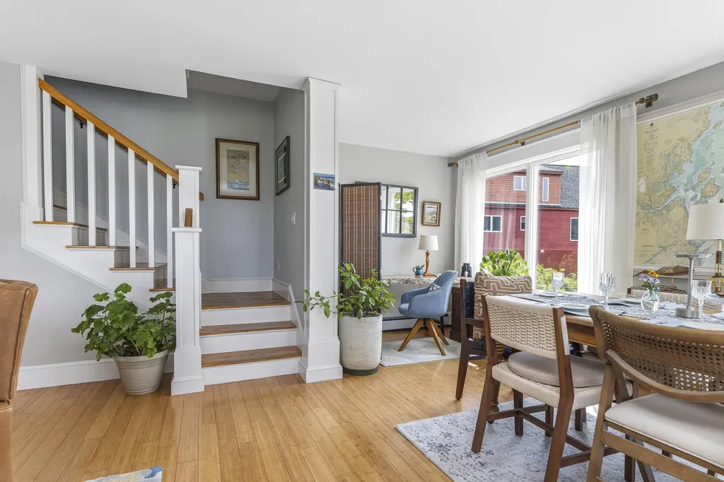 17 3rd Street Portland ME 04108