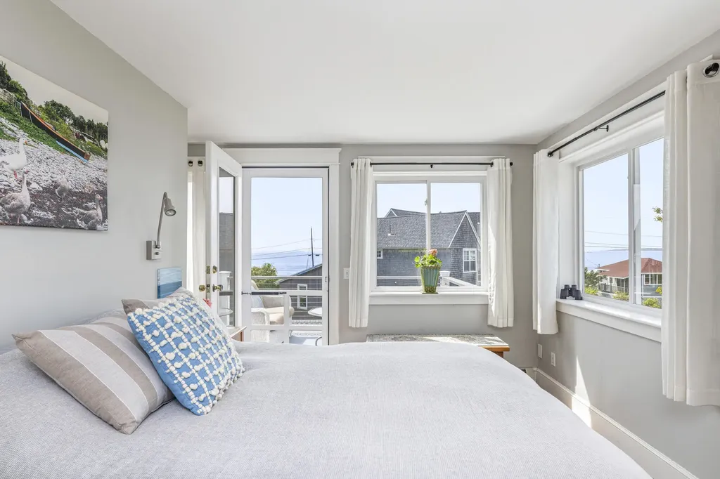 17 3rd Street Portland ME 04108