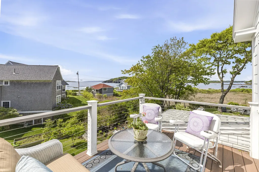 17 3rd Street Portland ME 04108