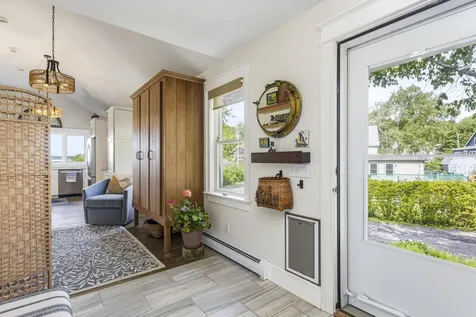 17 3rd Street Portland ME 04108