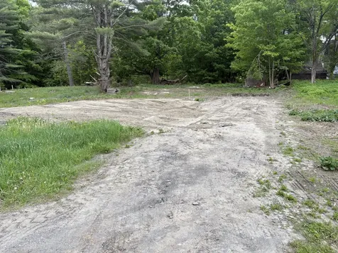 56 Dwelley Avenue Dover-foxcroft ME 04426