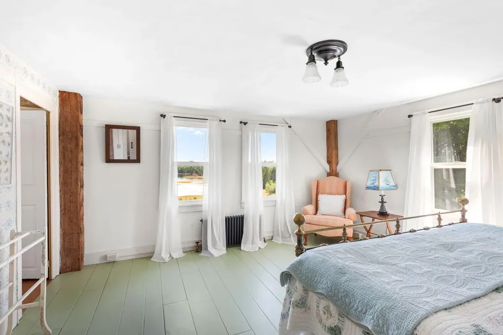 148 Waterman Farm Road North Haven ME 04853