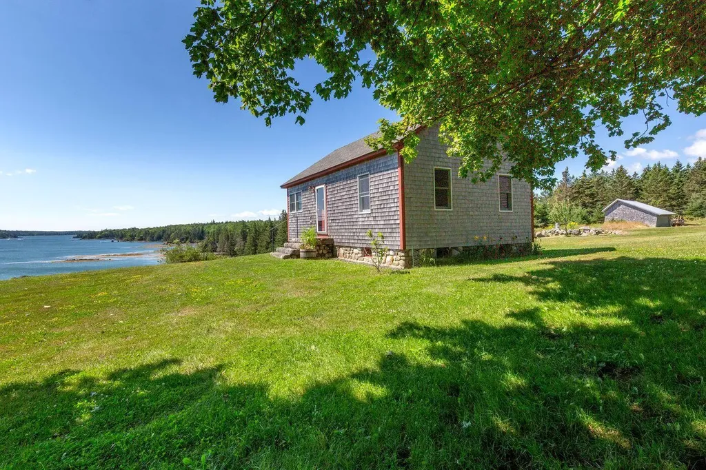 148 Waterman Farm Road North Haven ME 04853