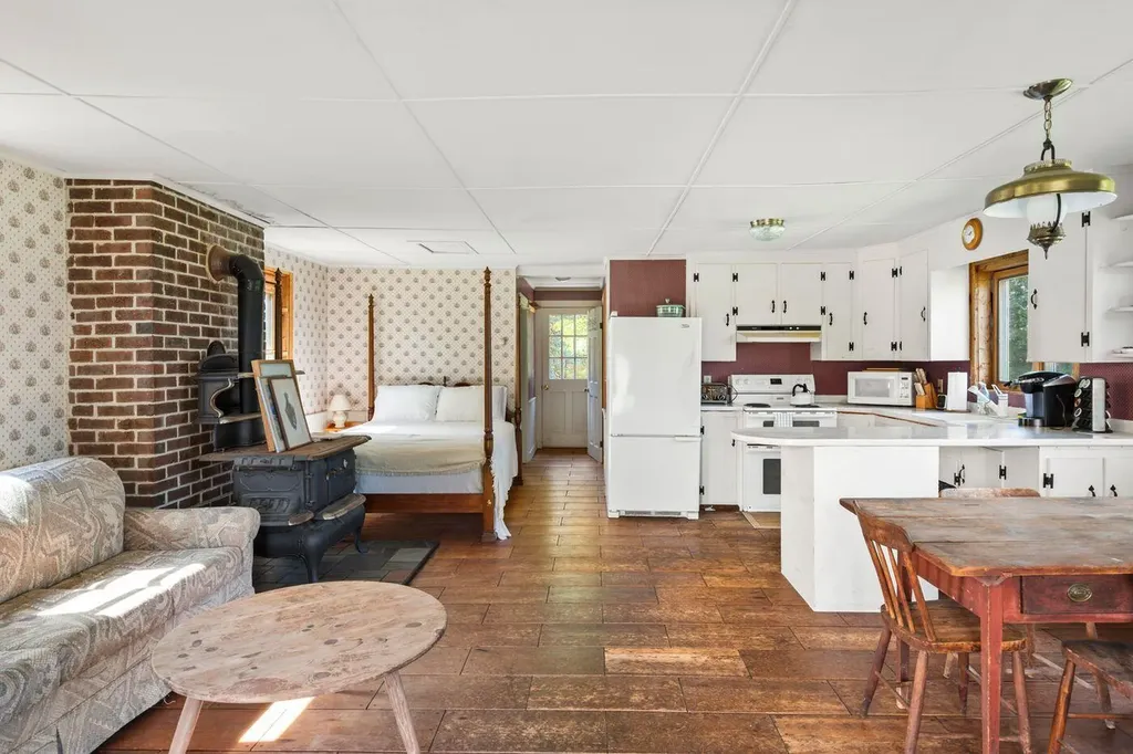 148 Waterman Farm Road North Haven ME 04853