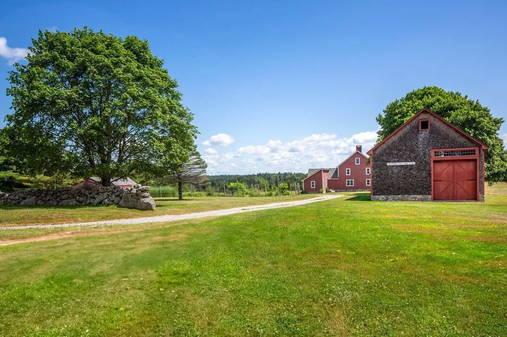 148 Waterman Farm Road North Haven ME 04853