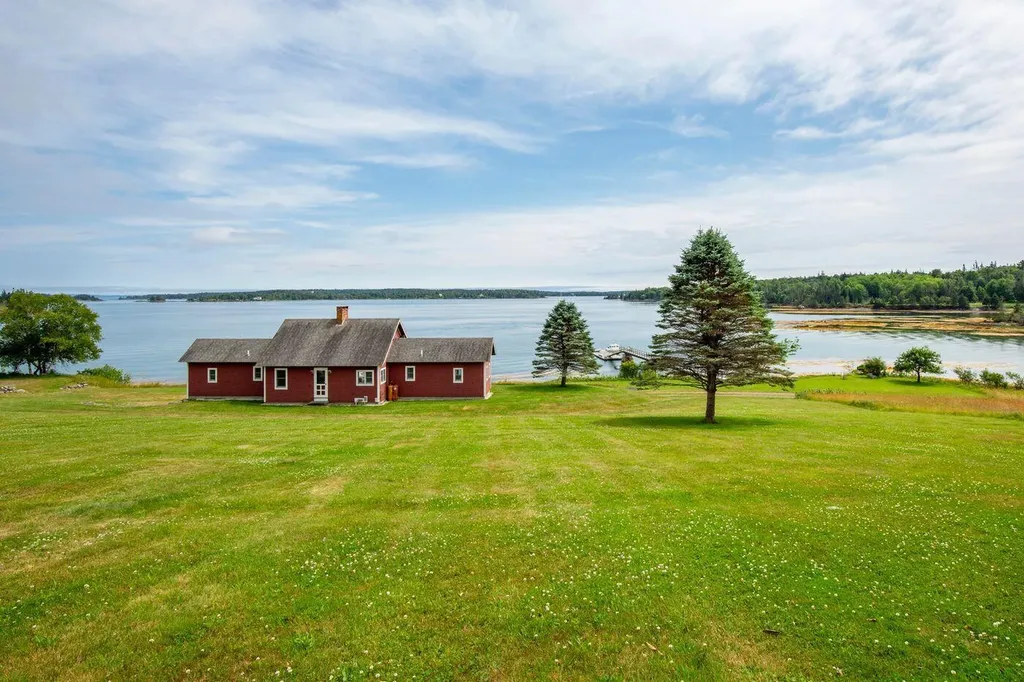 148 Waterman Farm Road North Haven ME 04853