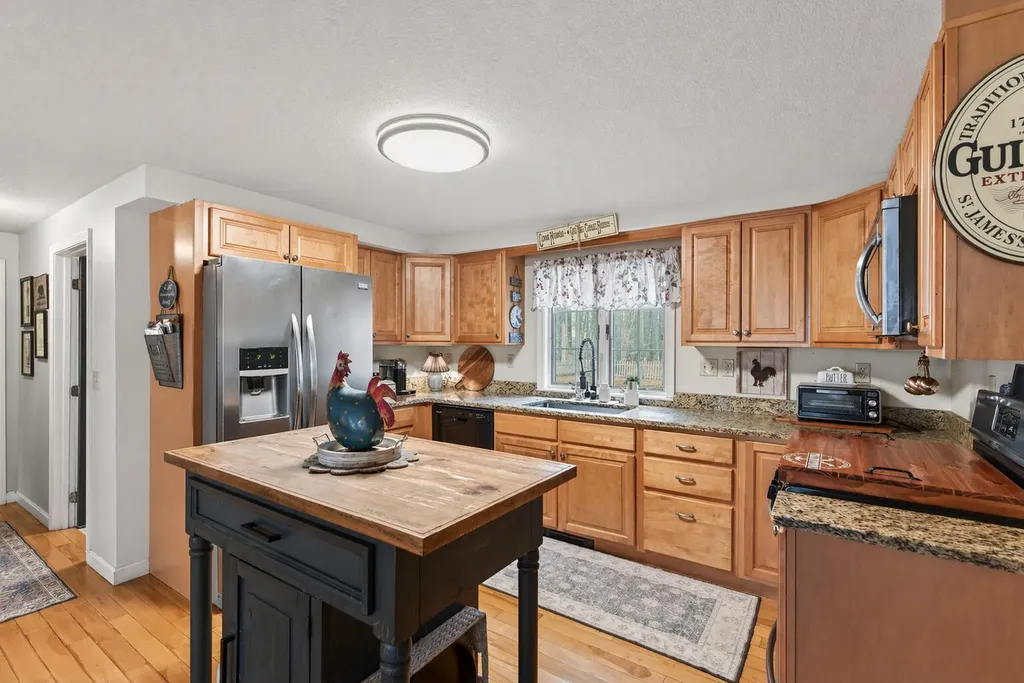 24 Gloria Street Gorham ME 04038