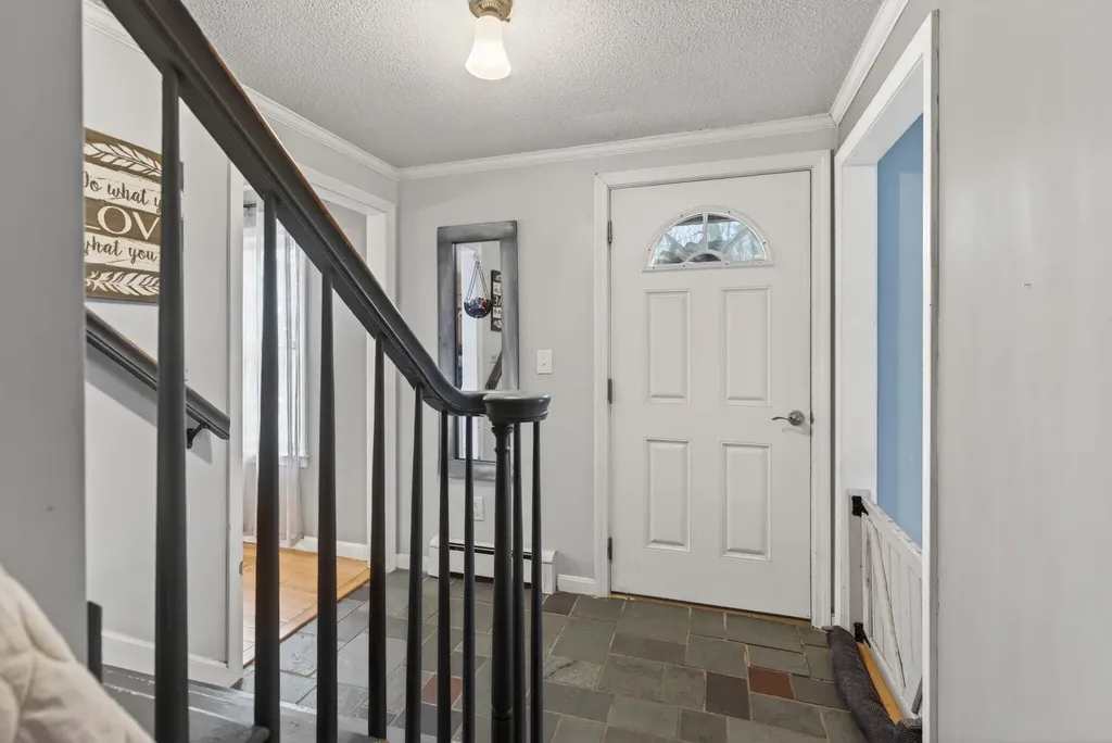 24 Gloria Street Gorham ME 04038
