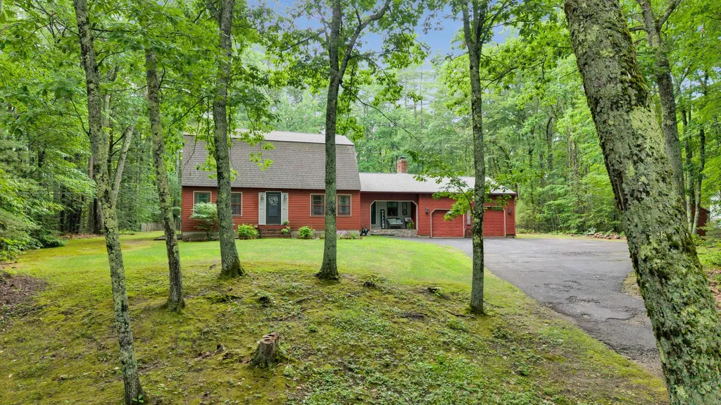 24 Gloria Street Gorham ME 04038