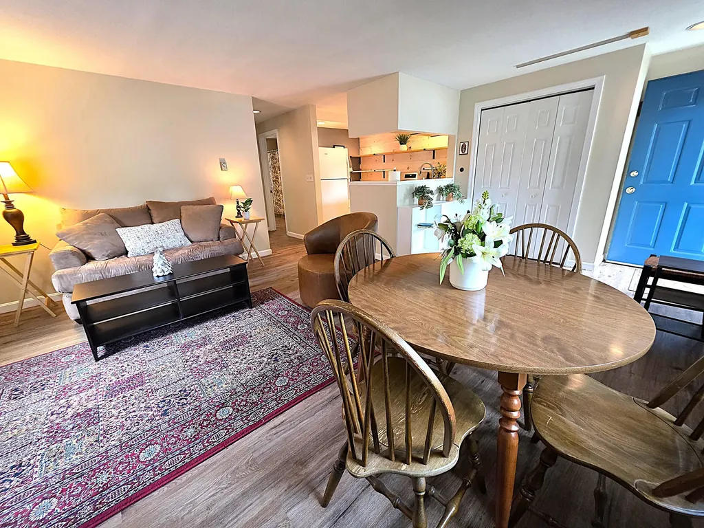 18 High Bluff Drive Kennebunk ME 04043