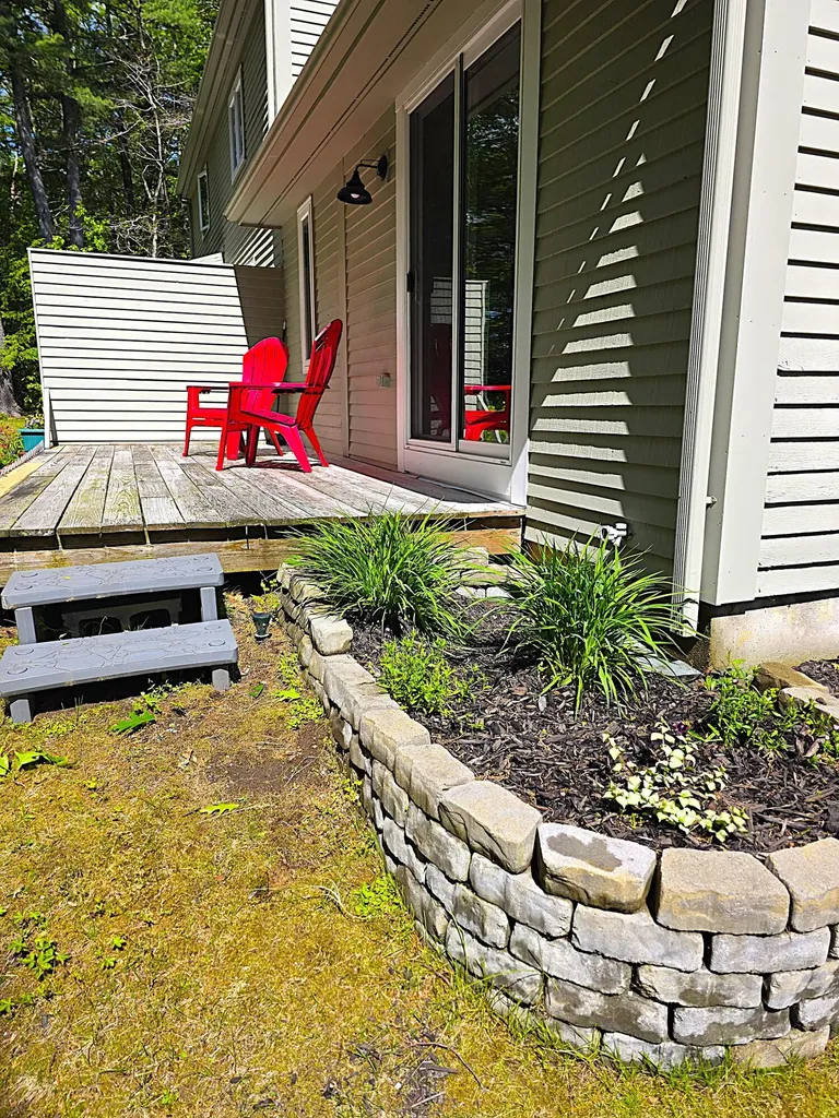 18 High Bluff Drive Kennebunk ME 04043