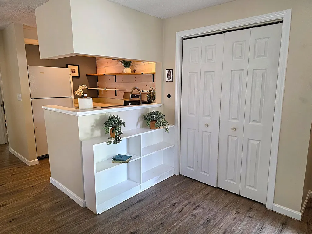 18 High Bluff Drive Kennebunk ME 04043