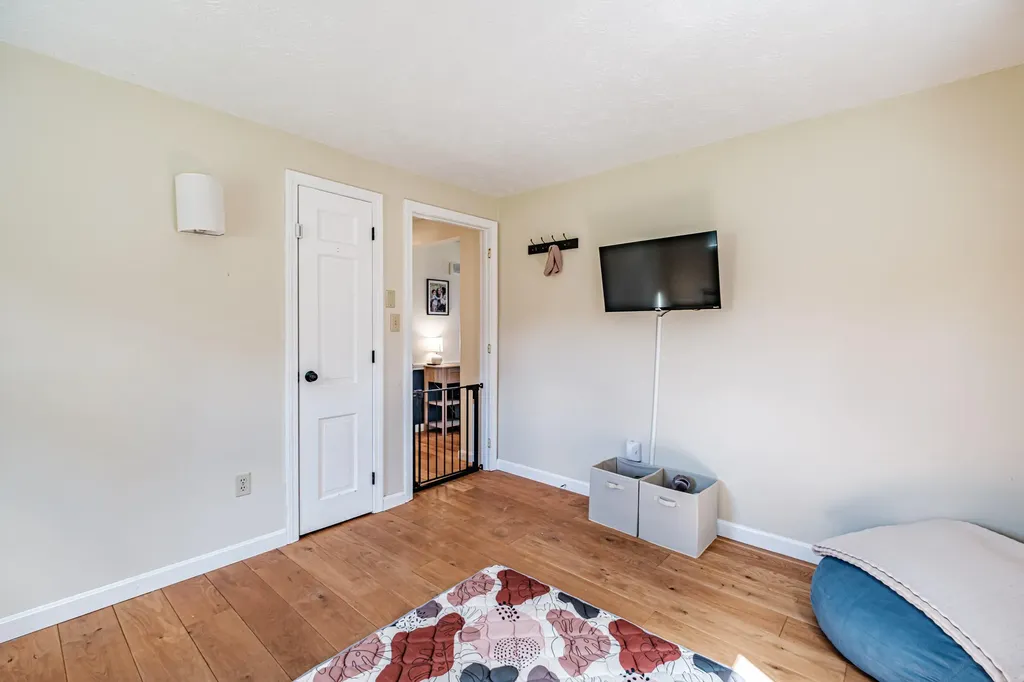 366 Cape Road Hollis ME 04042