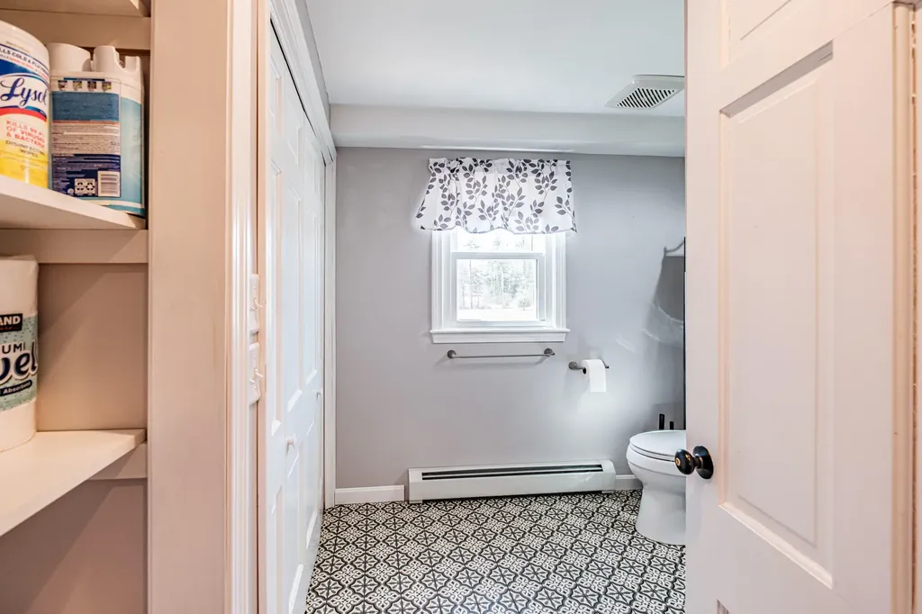 366 Cape Road Hollis ME 04042