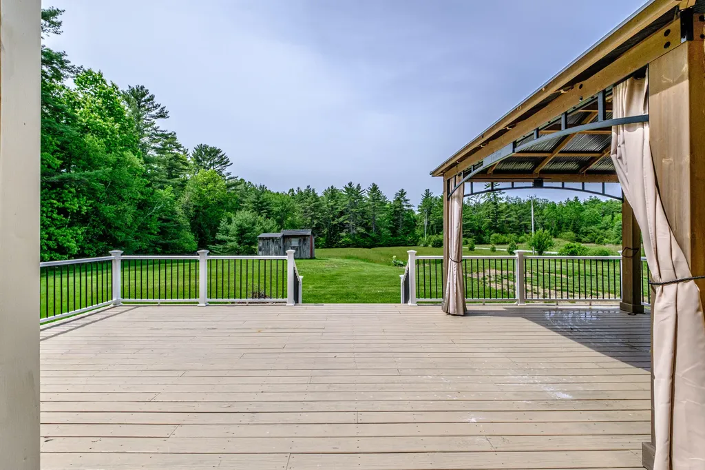 366 Cape Road Hollis ME 04042
