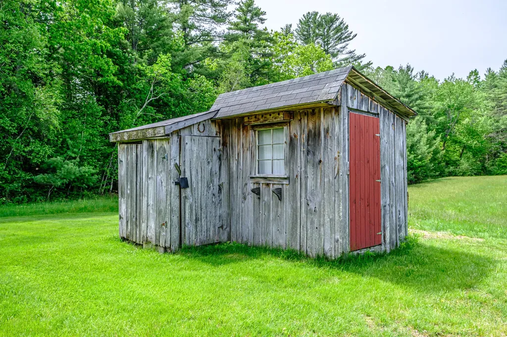 366 Cape Road Hollis ME 04042