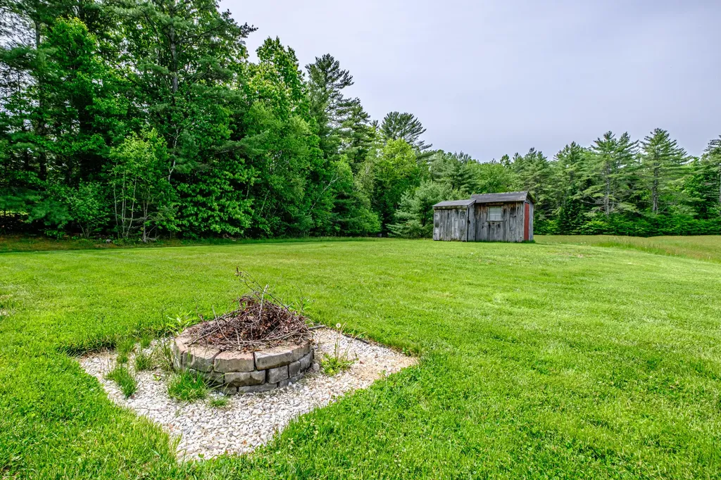 366 Cape Road Hollis ME 04042