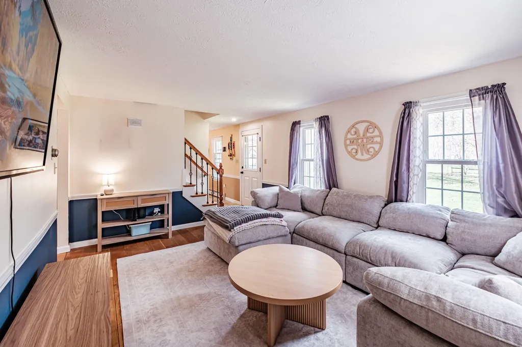 366 Cape Road Hollis ME 04042