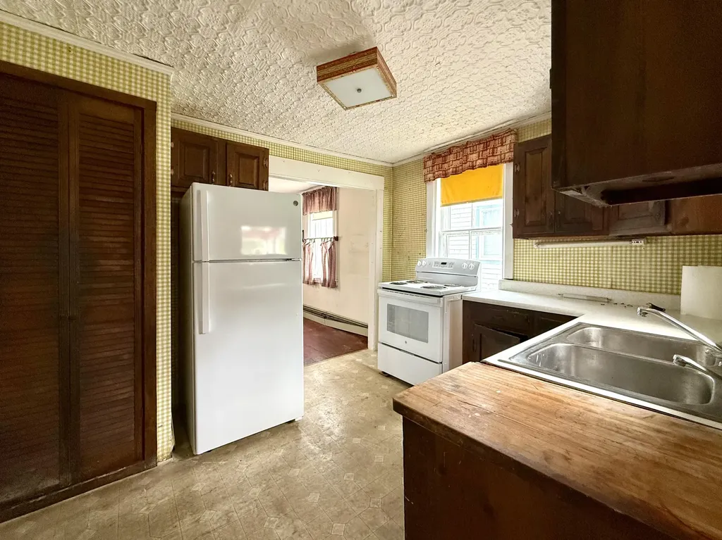 5 Water Street Eastport ME 04631