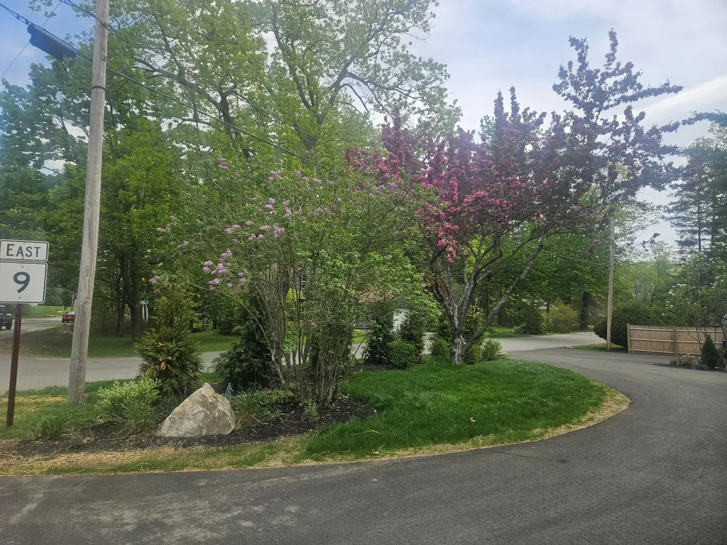 65 Middle Road Falmouth ME 04105