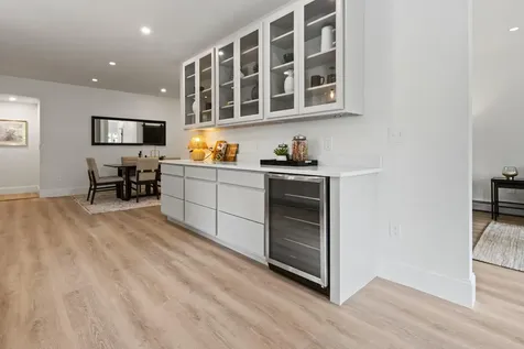 65 Middle Road Falmouth ME 04105