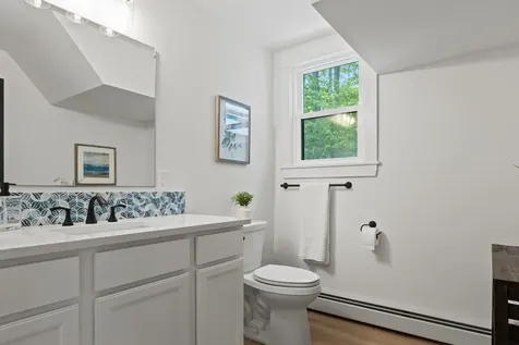 65 Middle Road Falmouth ME 04105
