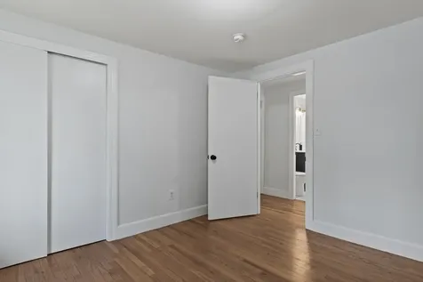 65 Middle Road Falmouth ME 04105