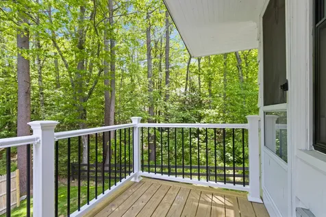 65 Middle Road Falmouth ME 04105